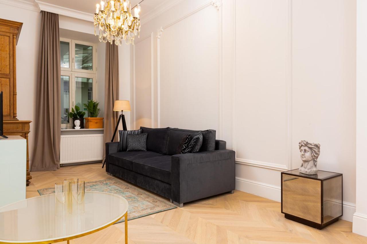 Lux Studio Kamienica Noakowskiego 16 By Noclegi Renters Warszawa Exteriör bild