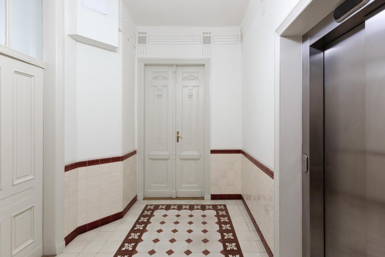 Lux Studio Kamienica Noakowskiego 16 By Noclegi Renters Warszawa Exteriör bild
