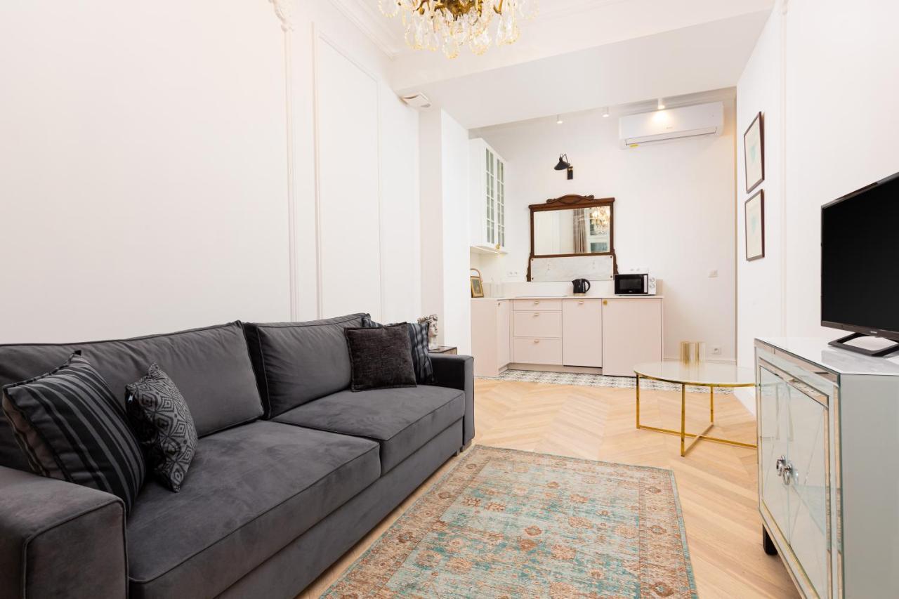 Lux Studio Kamienica Noakowskiego 16 By Noclegi Renters Warszawa Exteriör bild